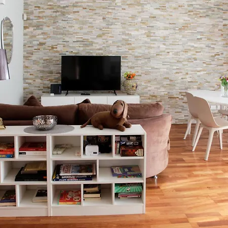 Elegante - 2 Camere, 2 Bagni, Garage E Balcone 公寓 米兰