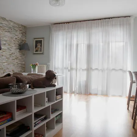 Apartamento Elegante - 2 Camere, 2 Bagni, Garage E Balcone *